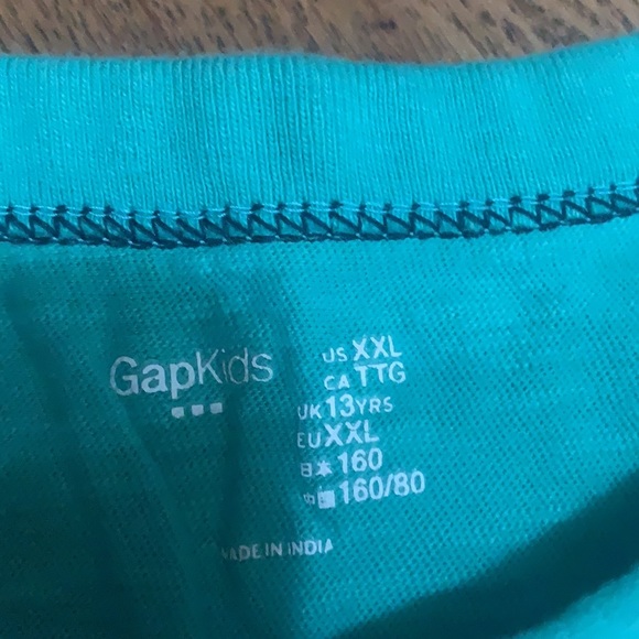 Gap T-shirt - Picture 3 of 3